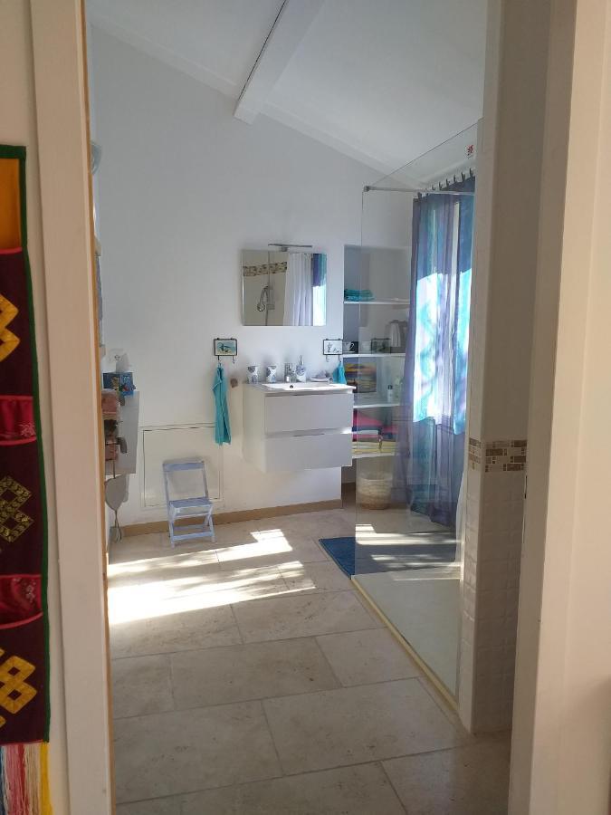 La Maison D Annick Apartment Lodève Екстериор снимка